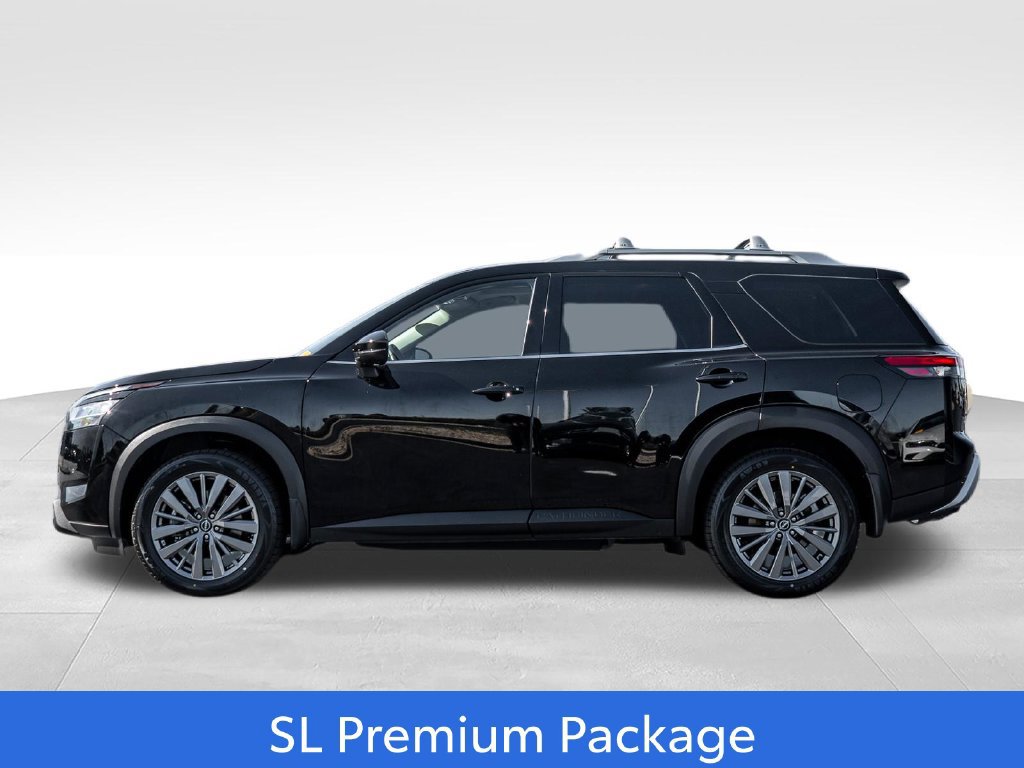 Used 2024 Nissan Pathfinder SL w/ SL Premium Package AWD/4WD image 4