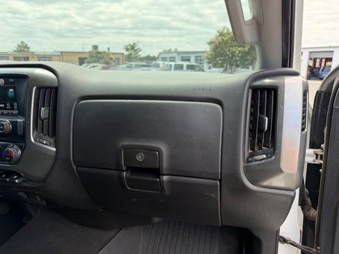 Used 2019 Chevrolet Silverado 2500 LT w/ LT Convenience Package AWD/4WD image 31