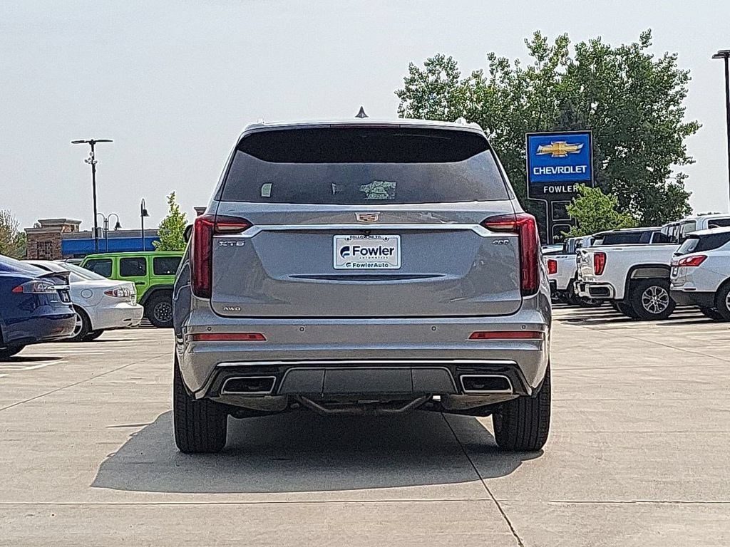 Used 2025 Cadillac XT6 Premium Luxury AWD/4WD image 7