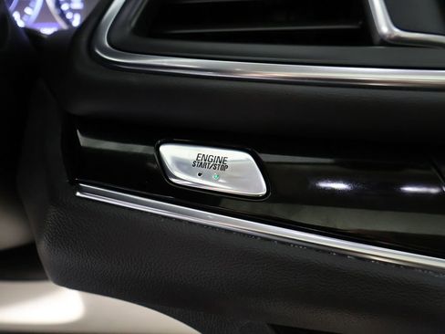 Used 2023 Buick Enclave Avenir AWD/4WD image 52