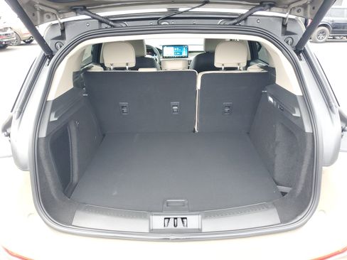 New 2026 Lincoln Corsair Premiere image 29