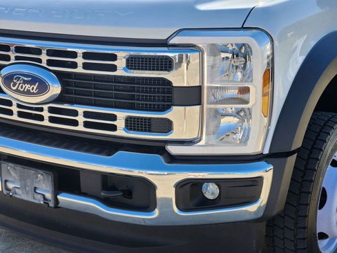 Used 2024 Ford F550 4x4 Crew Cab Super Duty image 8