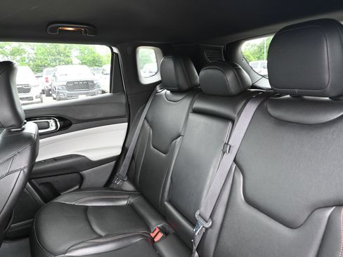 Used 2024 Jeep Compass Limited AWD/4WD image 27