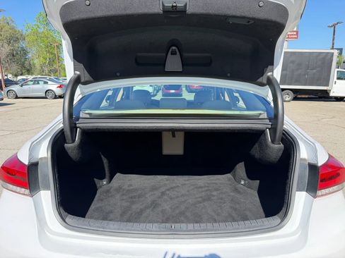 Used 2018 Genesis G80 3.8 image 25