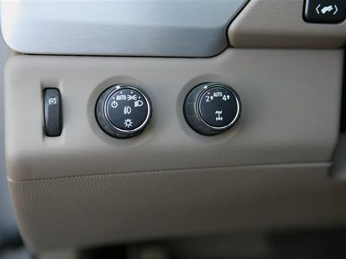 Used 2019 GMC Yukon XL SLT w/ Open Road Package image 13