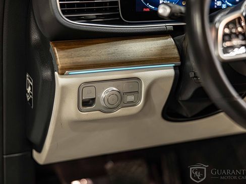 Used 2023 Mercedes-Benz GLE 350 4MATIC w/ 3rd Row Seat Package image 22