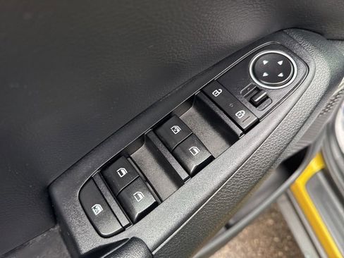 Used 2023 Kia Seltos SX w/ SX Sunroof Package image 13