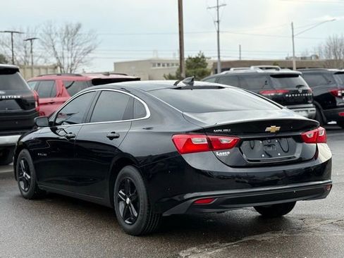 Used 2025 Chevrolet Malibu LS FWD image 36