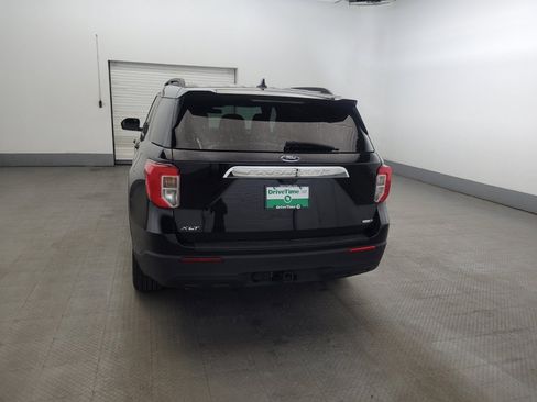 Used 2020 Ford Explorer XLT w/ Comfort Package AWD/4WD image 6