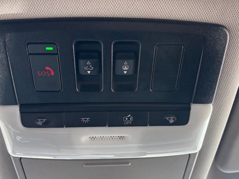 Used 2023 Nissan Rogue SV w/ SV Premium B Package image 51