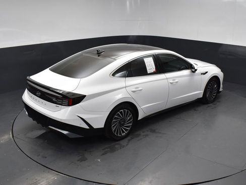 Used 2025 Hyundai Sonata Limited image 38