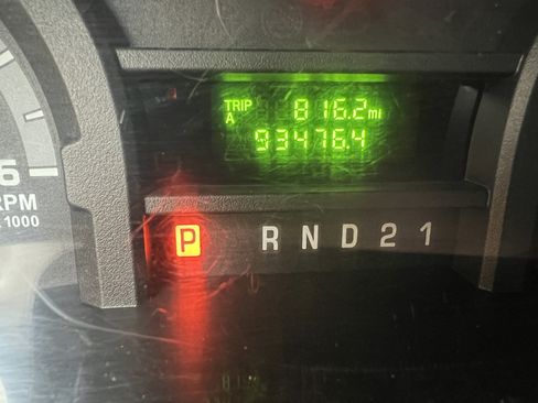 Used 2011 Ford E-250 and Econoline 250 Extended w/ Commercial Cargo Van Pkg image 28