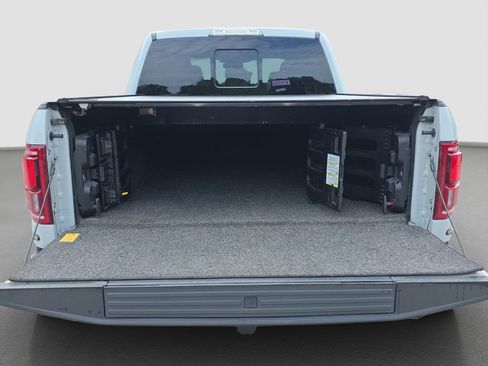 Used 2017 Ford F150 Raptor w/ Equipment Group 802A Luxury AWD/4WD image 17