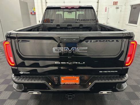 Used 2023 GMC Sierra 1500 Denali Ultimate AWD/4WD image 8