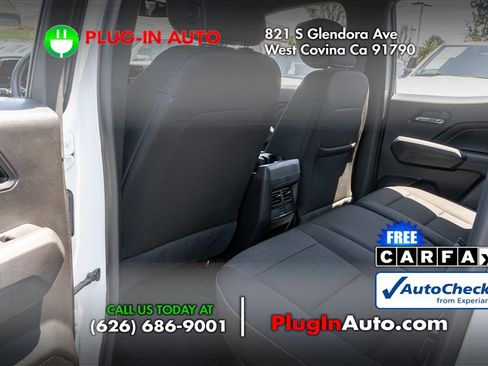 Used 2023 Chevrolet Colorado LT w/ LT Convenience Package II RWD image 9