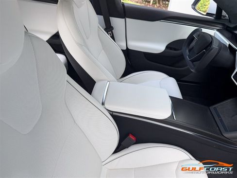 Used 2022 Tesla Model S Plaid AWD/4WD image 31
