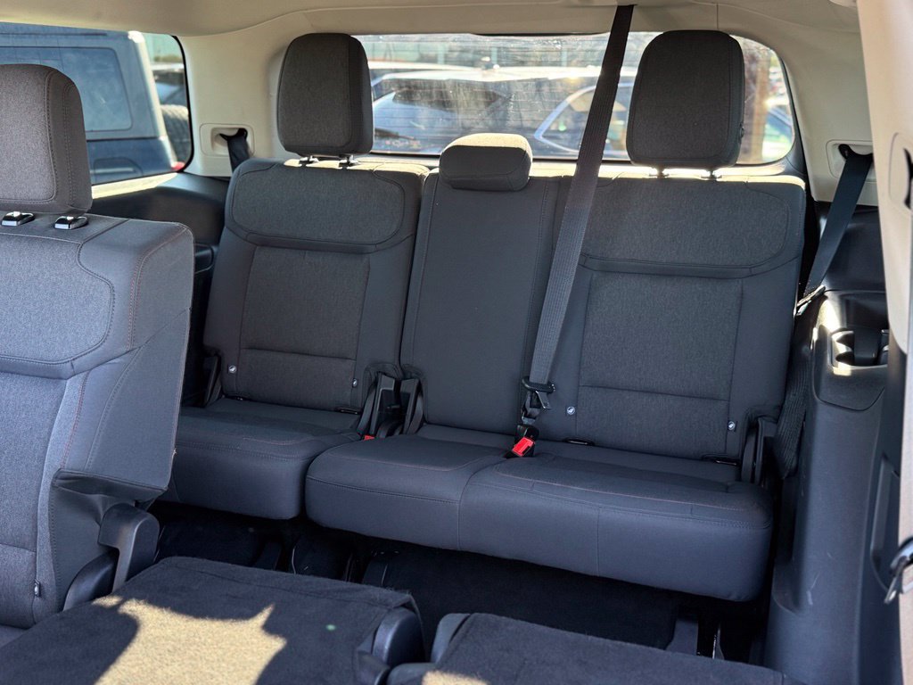 Used 2025 Ford Expedition Active AWD/4WD image 21