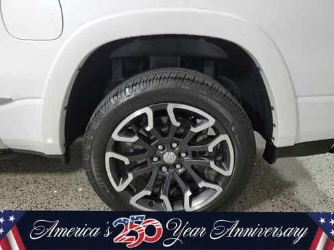 Used 2025 RAM 1500 Limited AWD/4WD image 10