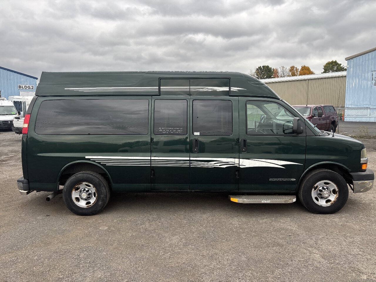 Used 2013 Chevrolet Express 3500 LT w/ LT Preferred Equipment Group RWD image 5