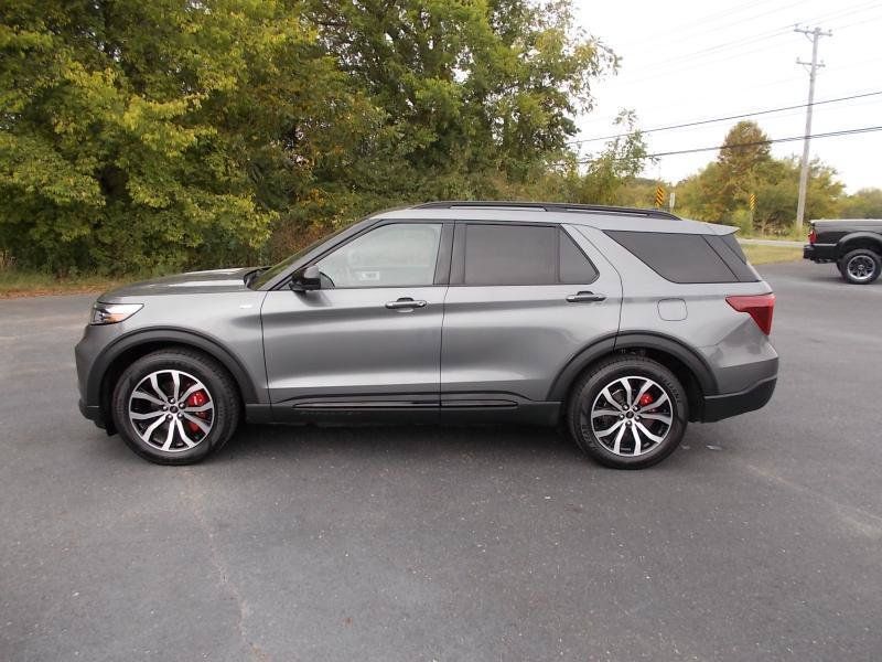 Used 2022 Ford Explorer ST-Line RWD image 3