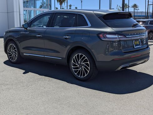 Used 2019 Lincoln Nautilus Reserve FWD image 4