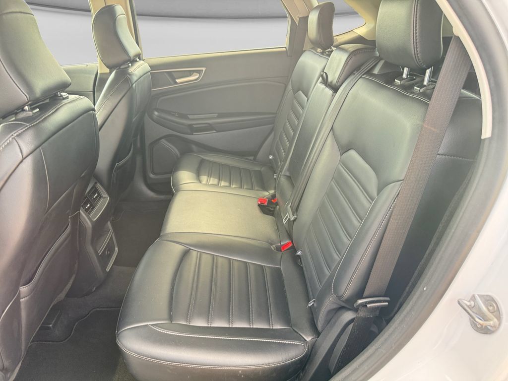Used 2024 Ford Edge SEL AWD/4WD image 34
