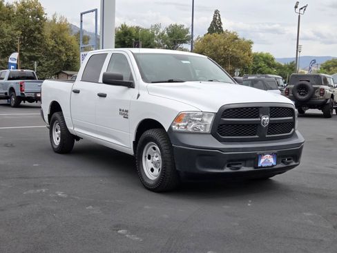 Used 2019 RAM 1500 Tradesman w/ Popular Equipment Group AWD/4WD image 3