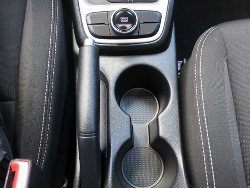 Used 2025 Hyundai Venue SEL FWD image 30