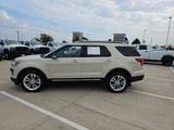 Used 2018 Ford Explorer XLT w/ Equipment Group 202A image 2