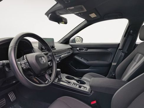 Used 2023 Honda Civic Sport image 9