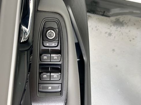 Used 2023 Subaru Outback Onyx Edition image 18