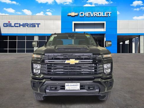 New 2026 Chevrolet Silverado 2500 Custom w/ Custom Value Package AWD/4WD image 2