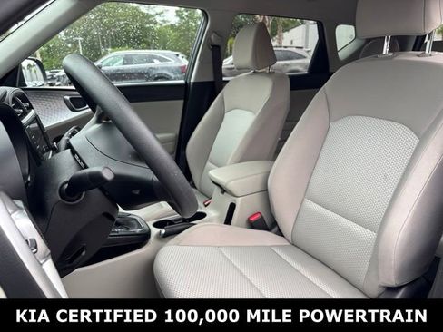Certified 2025 Kia Soul LX FWD image 11