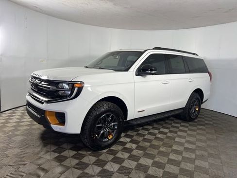 New 2025 Ford Expedition Tremor image 1