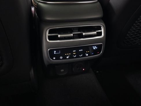 Used 2026 Genesis GV70 3.5T Sport Prestige image 34