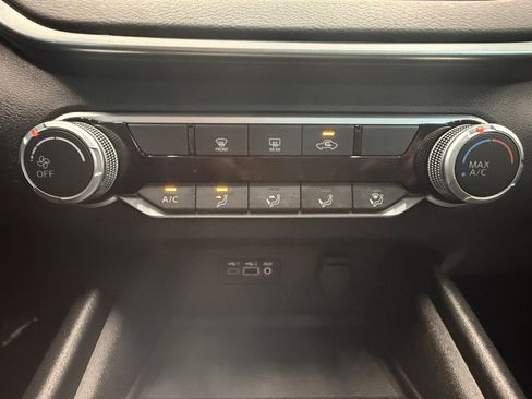 Certified 2025 Nissan Altima 2.5 S FWD image 20