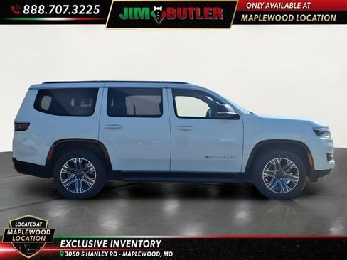 Used 2024 Jeep Wagoneer Series II w/ Flexible Seating Group AWD/4WD image 5