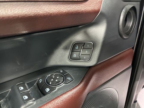 Used 2024 Ford Expedition Max Limited image 23