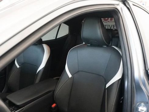 Used 2025 Toyota Camry SE FWD image 17