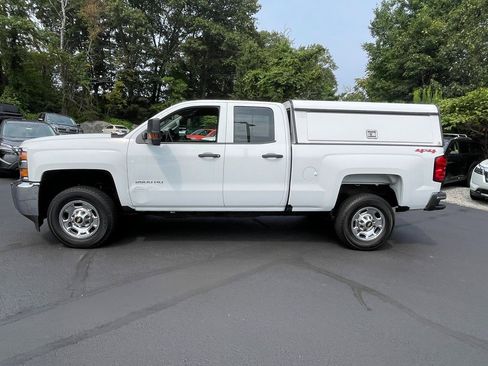 Used 2019 Chevrolet Silverado 2500 W/T image 2