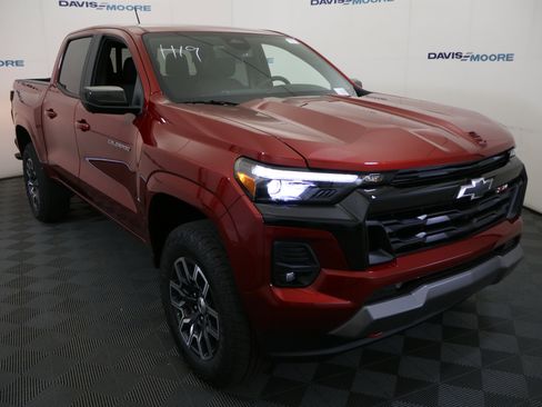 New 2026 Chevrolet Colorado Z71 w/ Technology Package AWD/4WD image 3