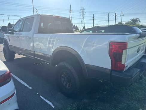 Used 2017 Ford F250 King Ranch w/ King Ranch Ultimate Package AWD/4WD image 5