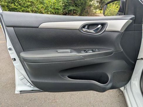 Used 2019 Nissan Sentra S FWD image 10