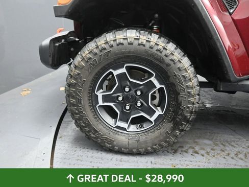 Used 2021 Jeep Gladiator Mojave AWD/4WD image 13