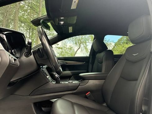 Used 2023 Cadillac XT5 Luxury FWD image 21