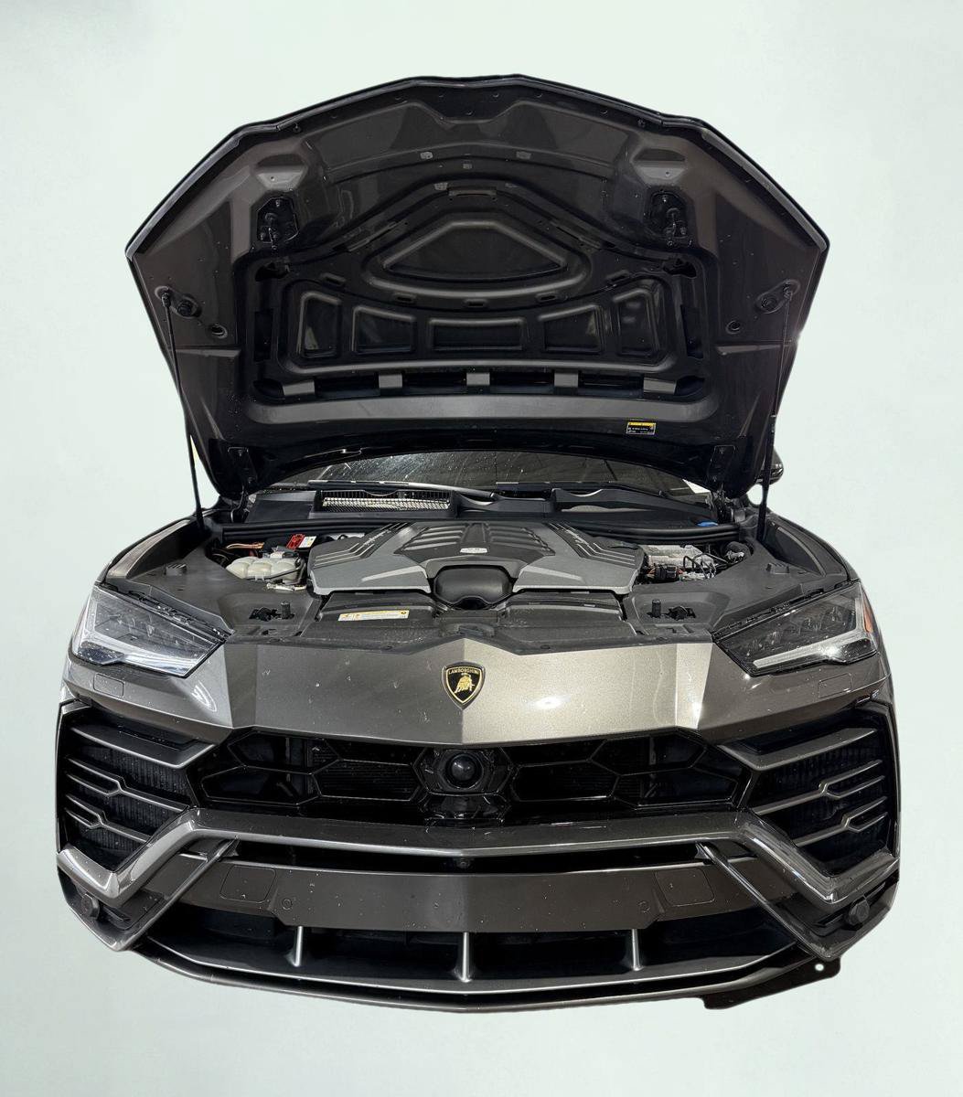 Used 2021 Lamborghini Urus AWD/4WD image 26