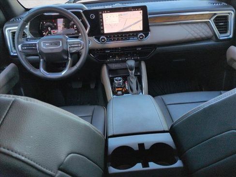 Used 2025 GMC Canyon Denali image 19