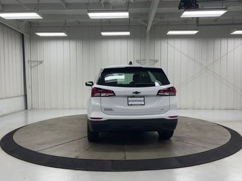 Used 2023 Chevrolet Equinox LS AWD/4WD image 7