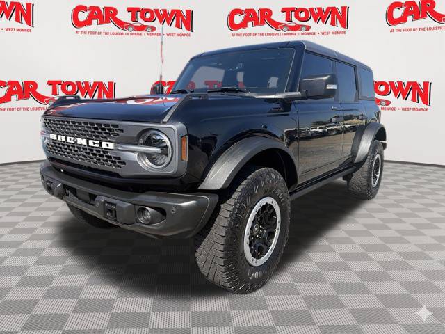 Used 2023 Ford Bronco Badlands w/ Sasquatch Package AWD/4WD image 2