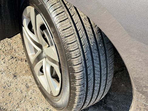 Used 2017 Honda Civic LX image 62